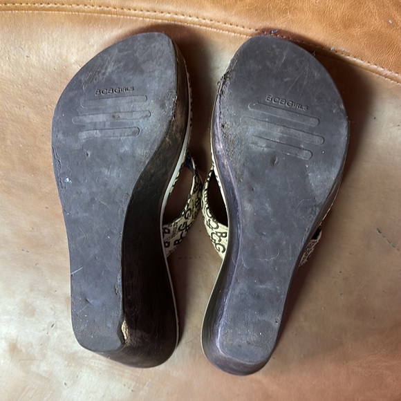 BCBG girl wedge - Picture 6 of 8